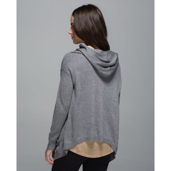 Lululemon Heathered Medium Grey / Slate Cabin Yogi Wrap Reversible, Hooded, ~M - Picture 5 of 16